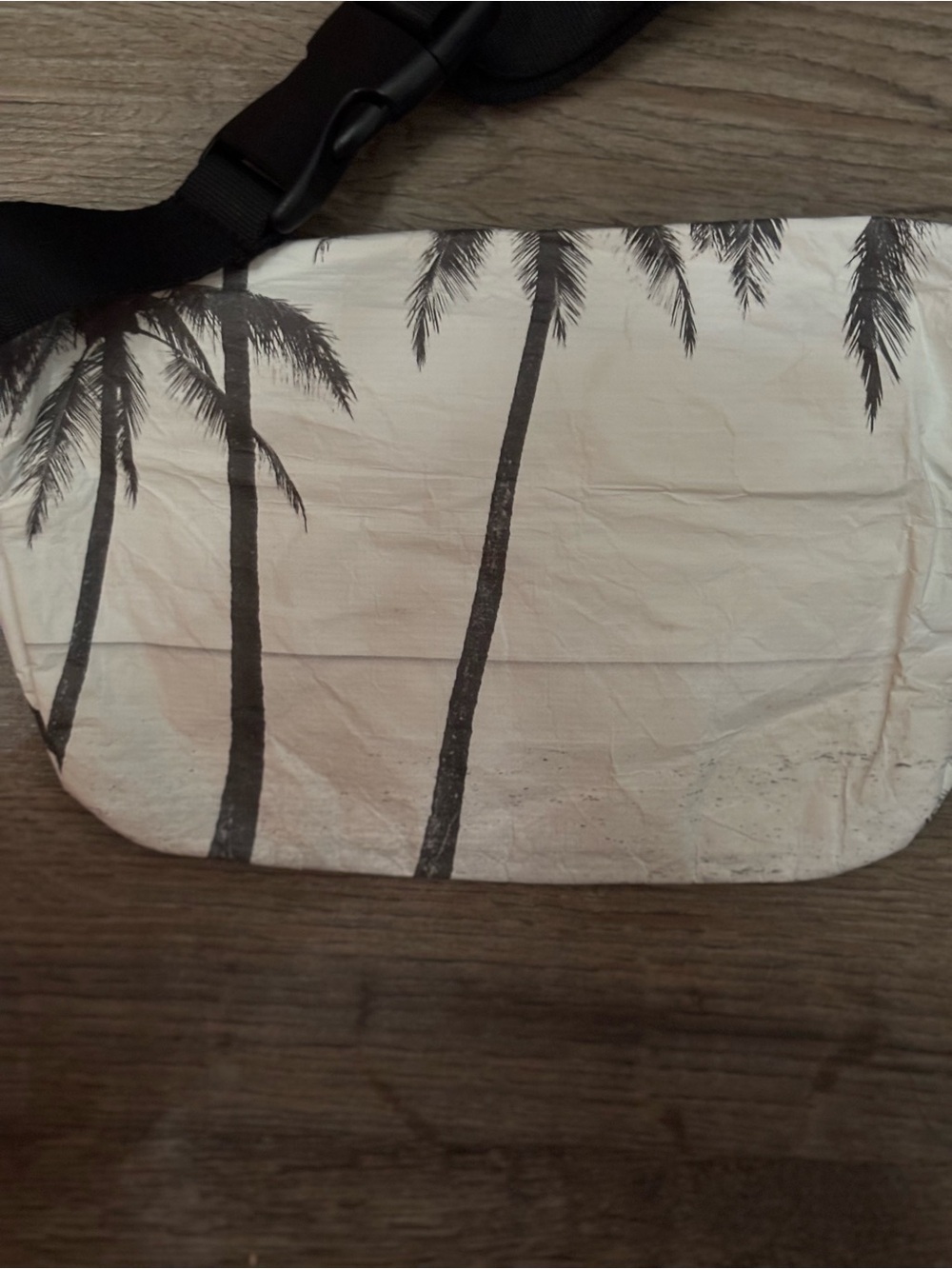 Aloha Collection Hip Pack - Picture 2 of 3